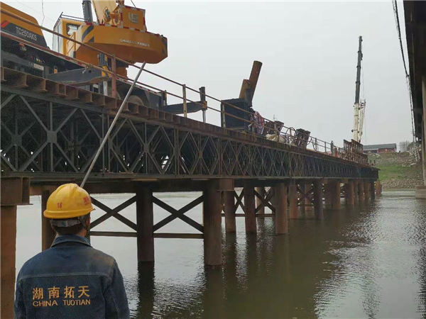 湖南拓天路橋工程機械有限公司,湖南路橋設(shè)施設(shè)計,湖南路橋設(shè)施銷售,路橋建設(shè)